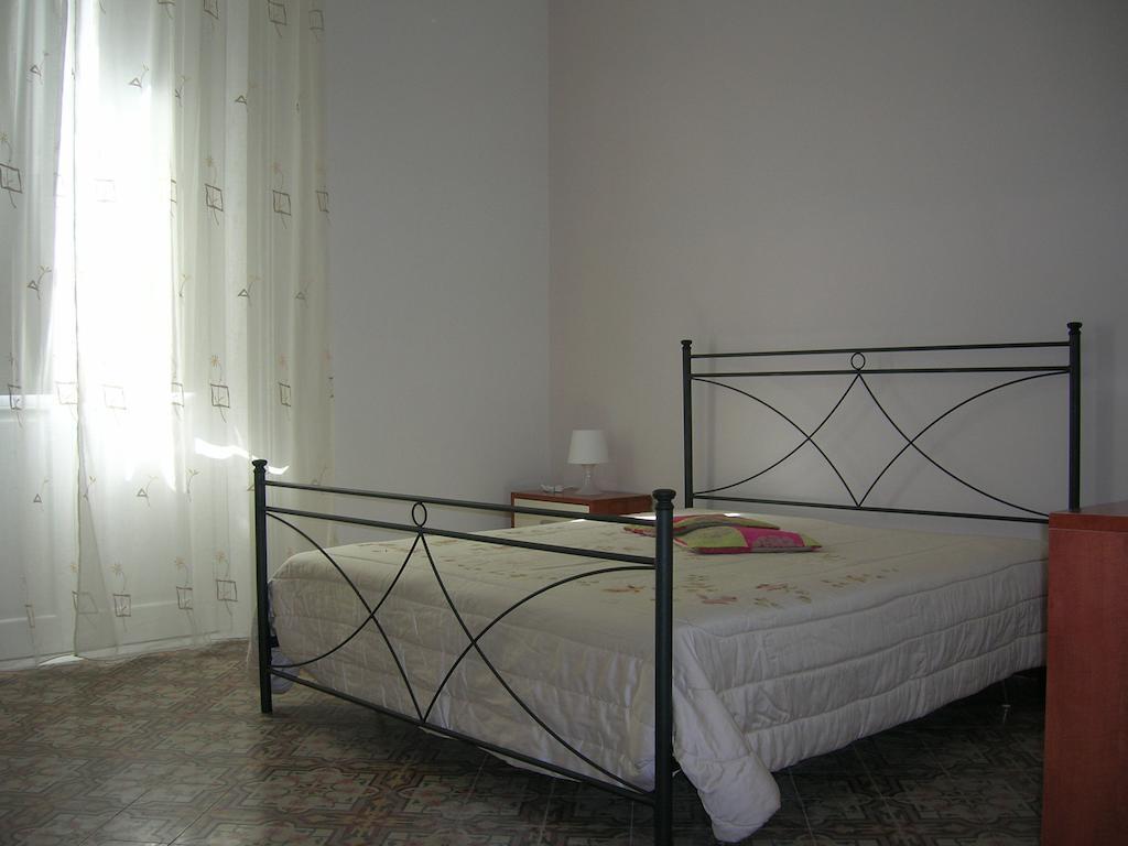Casa Vacanze Trapani Via Merce Habitación foto